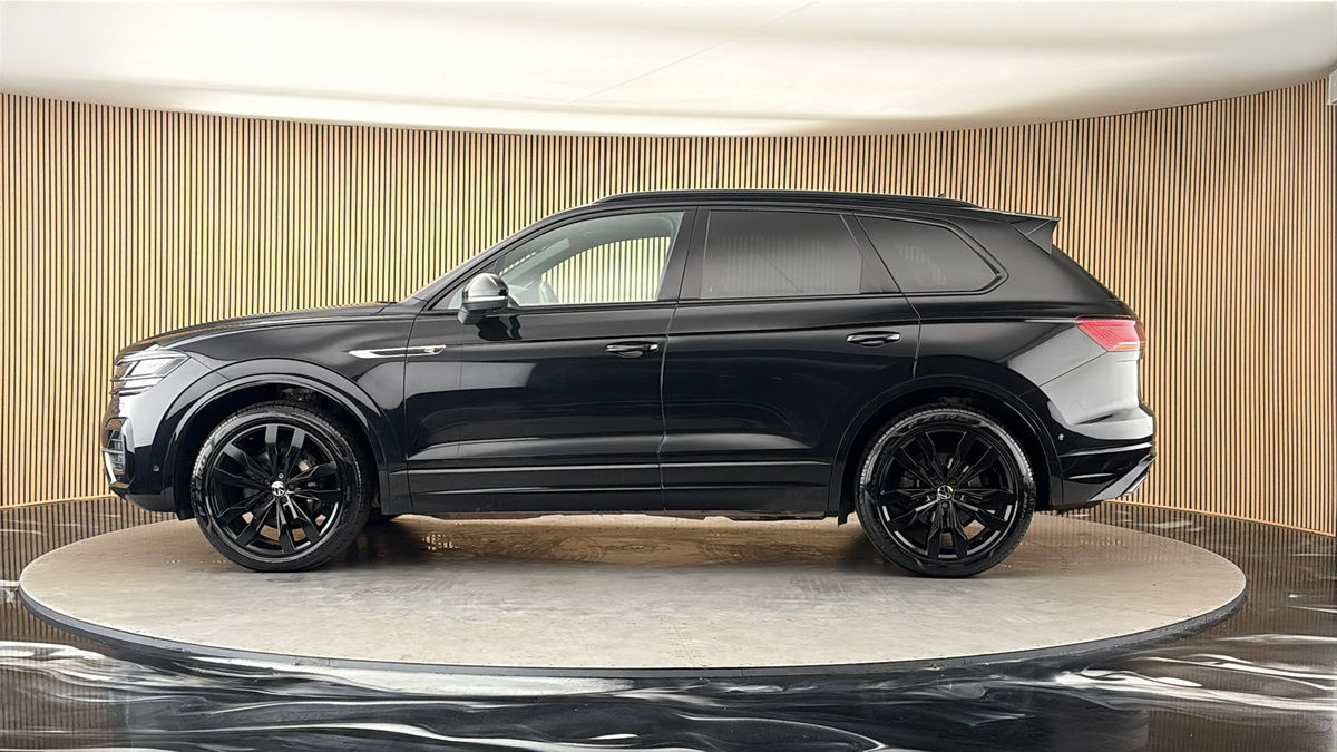 Volkswagen Touareg Image 15