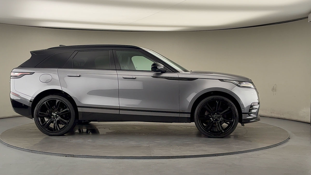 More views of Land Rover Range Rover Velar