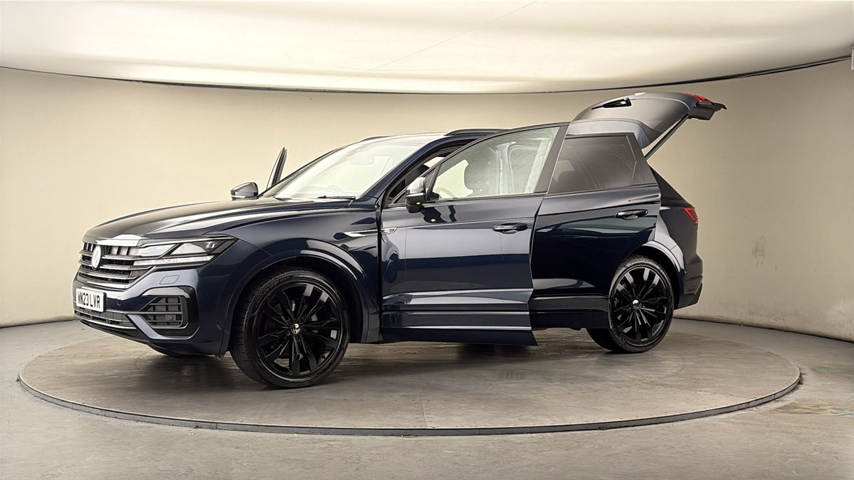 More views of Volkswagen Touareg