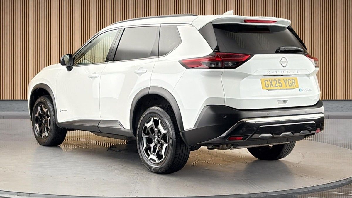 Nissan X-Trail Image 2