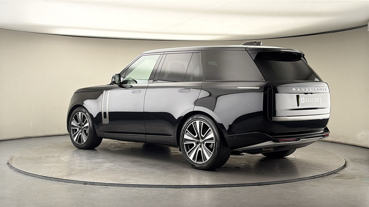 More views of Land Rover Range Rover