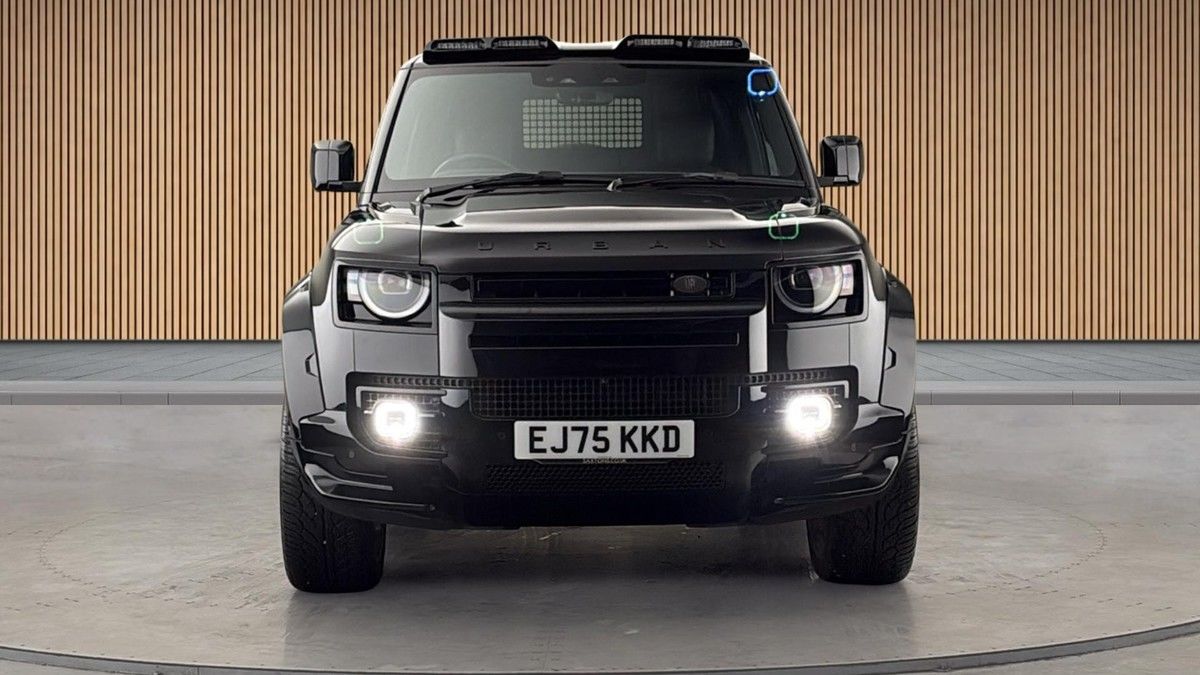 Land Rover Defender 90 Urban Image 3