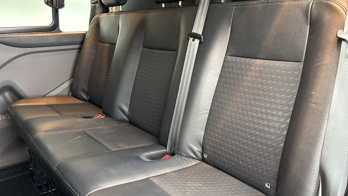 Ford Transit Custom Image 8