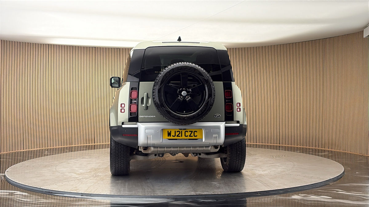 More views of Land Rover Defender 90