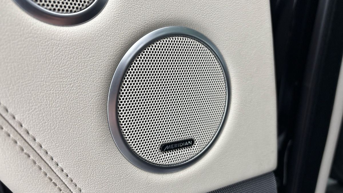 Land Rover Range Rover Image 25