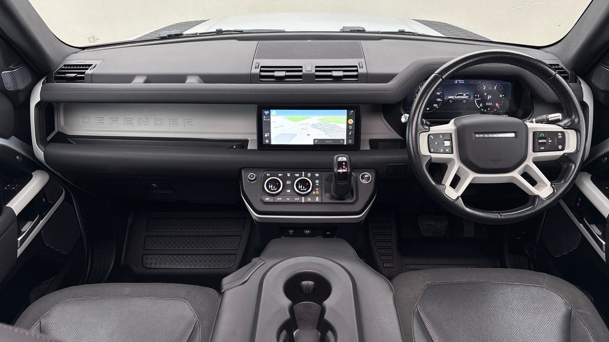 Land Rover Defender 90 Image 12