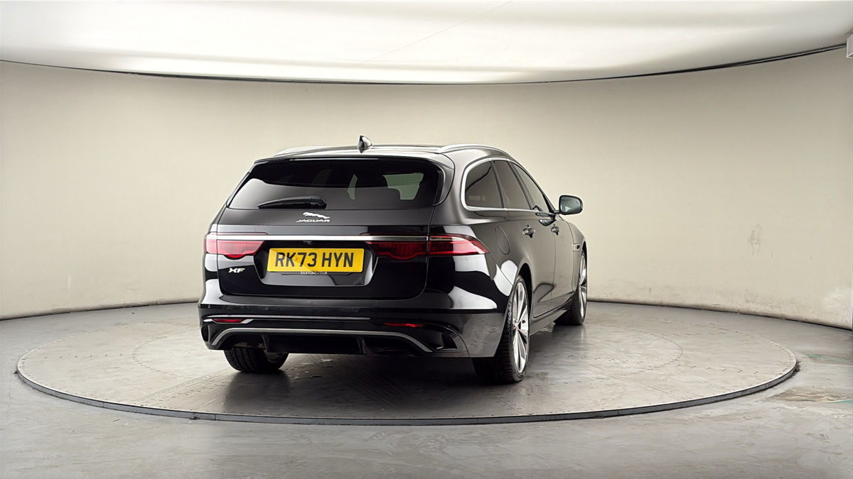 More views of Jaguar XF