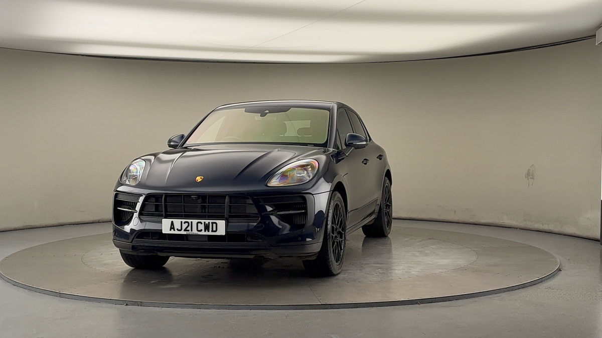 More views of Porsche Macan