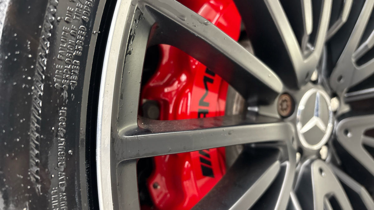 Mercedes-Benz GLC Image 32