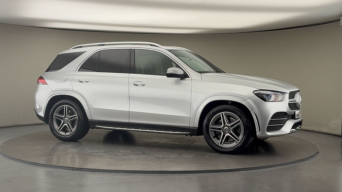More views of Mercedes-Benz GLE