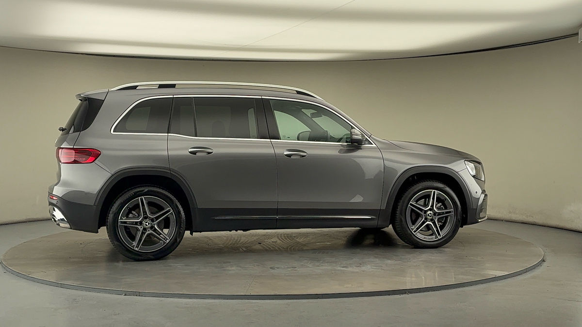 More views of Mercedes-Benz GLB