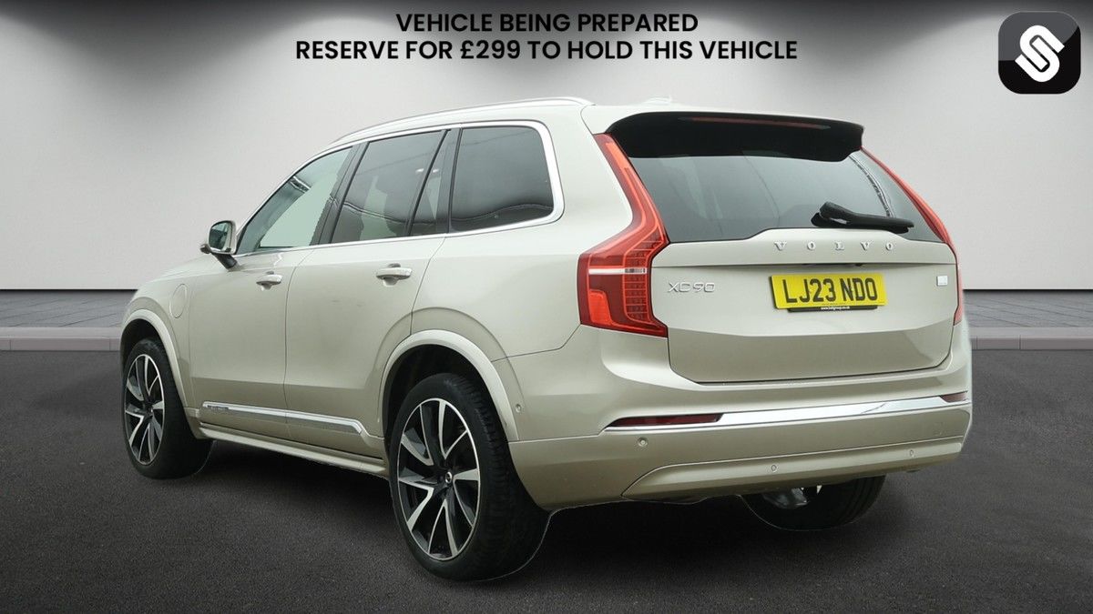 Volvo XC90 Image 3