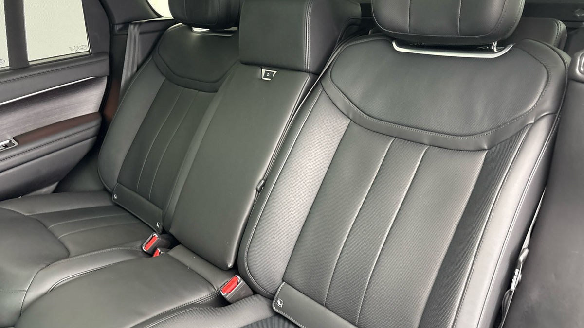 Land Rover Range Rover Image 8