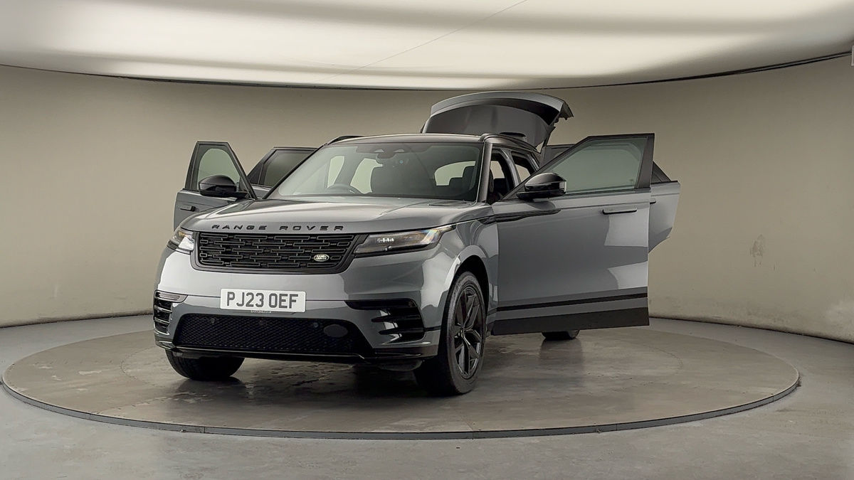 More views of Land Rover Range Rover Velar