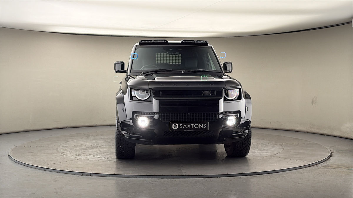 More views of Land Rover Defender 90