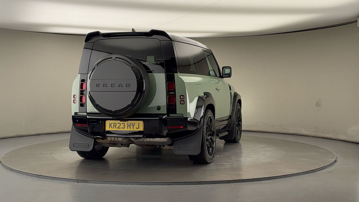 More views of Land Rover Defender 90