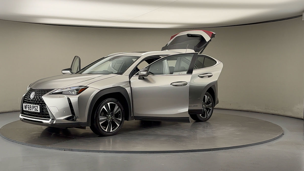 Lexus UX Image 22