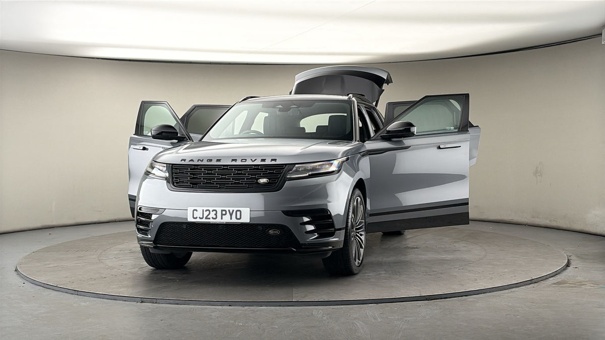 More views of Land Rover Range Rover Velar