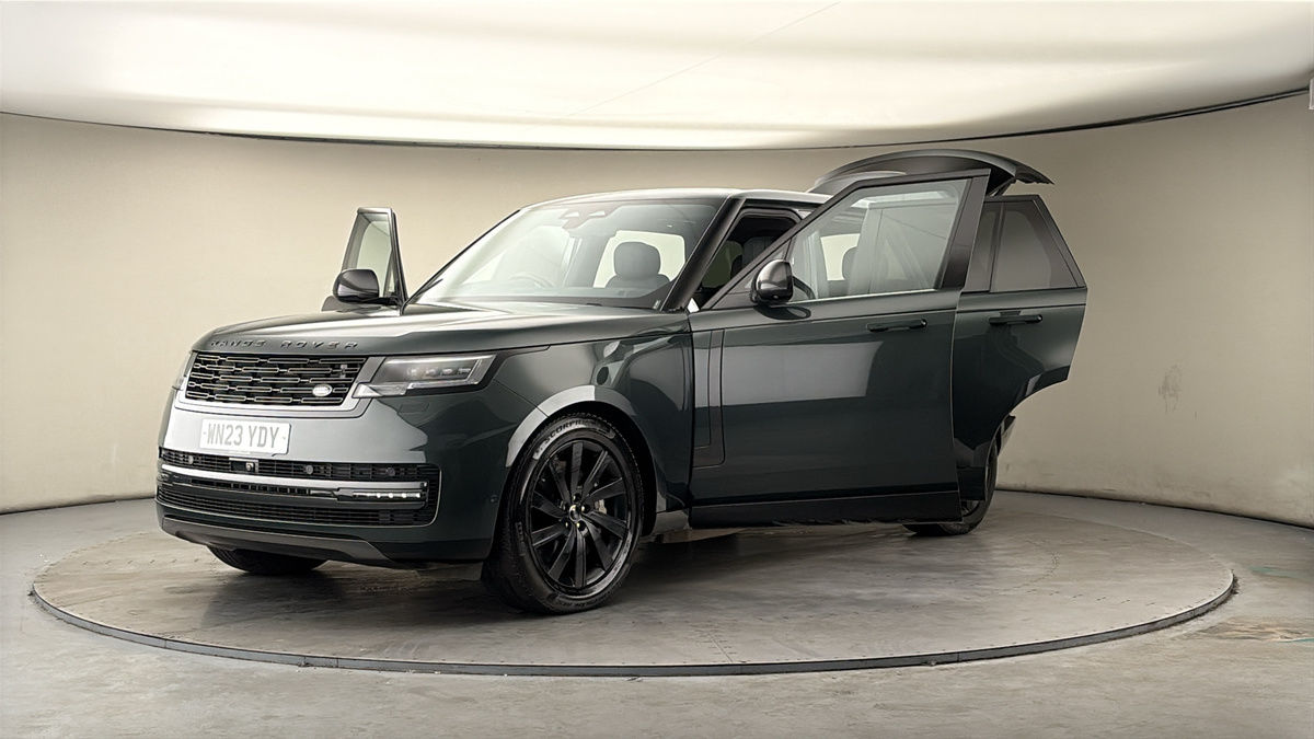 More views of Land Rover Range Rover