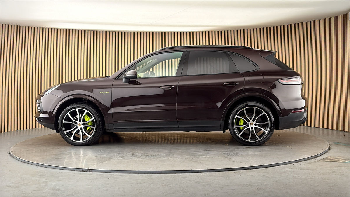 More views of Porsche Cayenne
