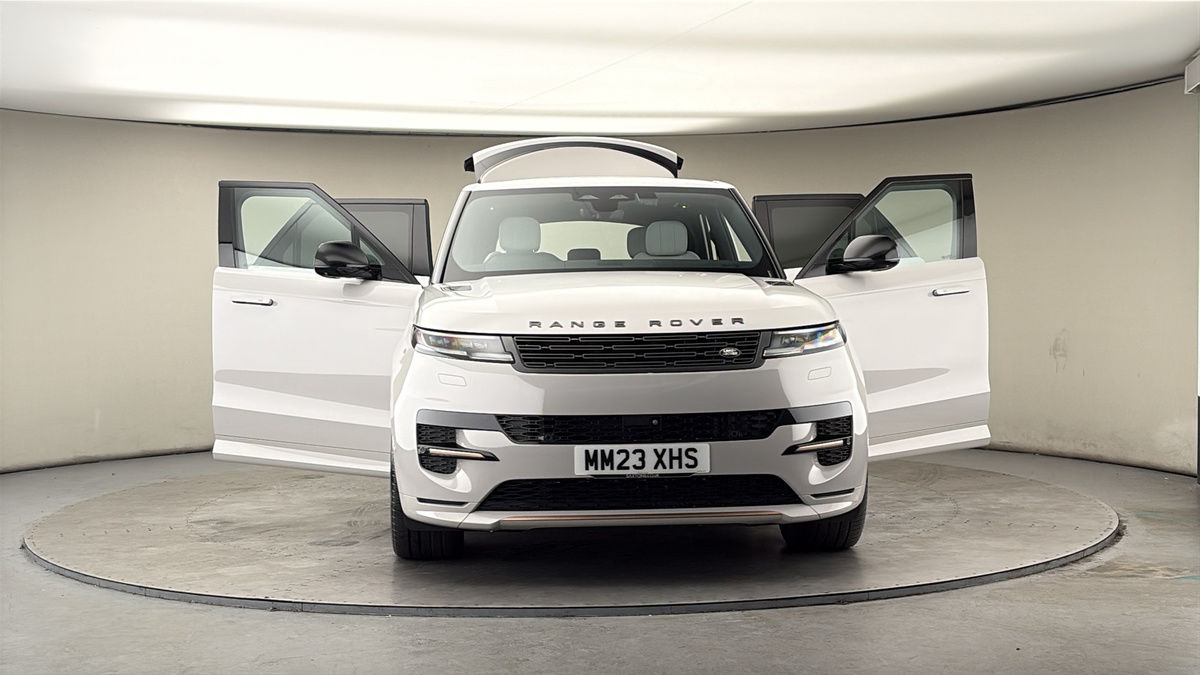 More views of Land Rover Range Rover Sport