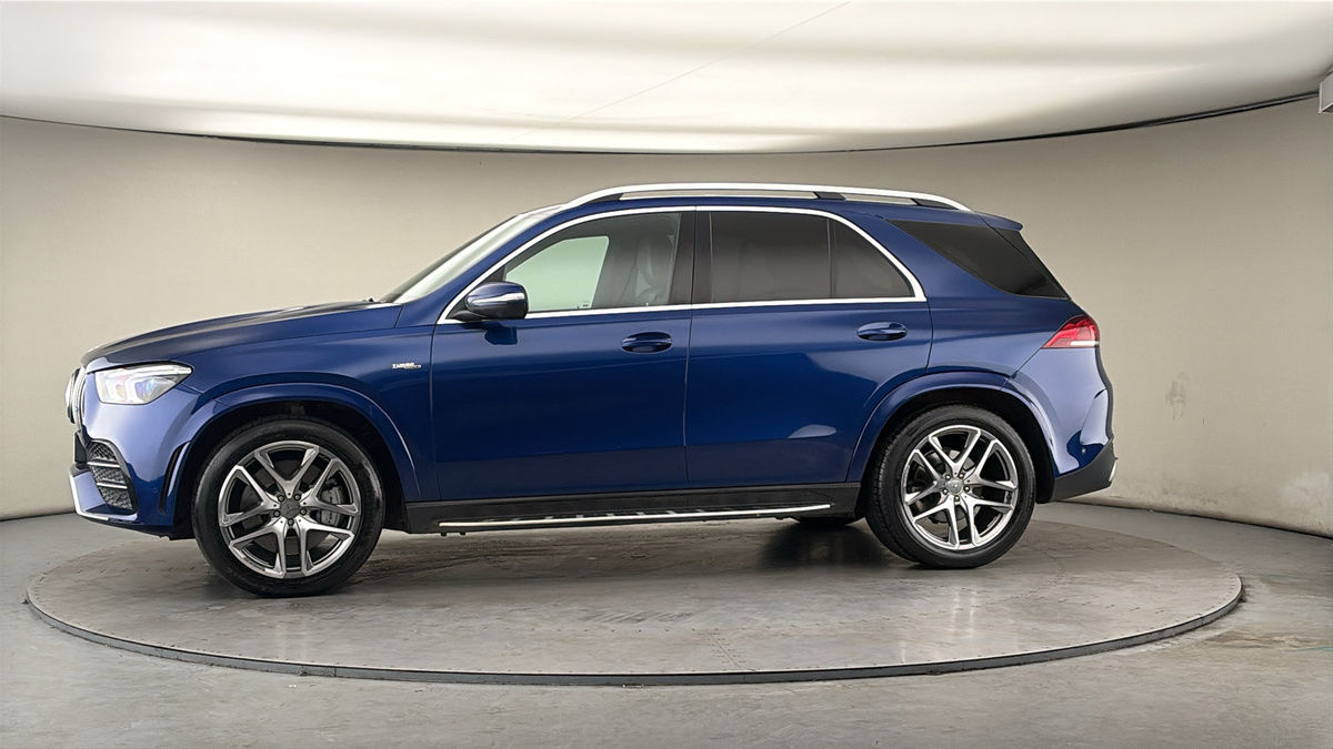 More views of Mercedes-Benz GLE