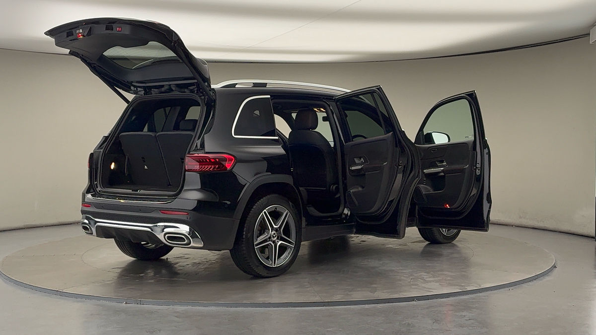 More views of Mercedes-Benz GLB