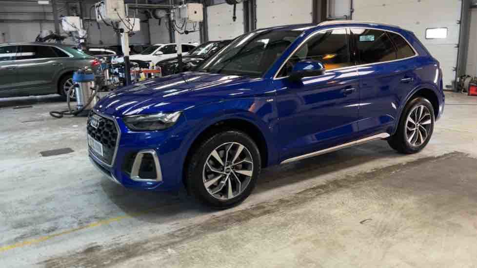 More views of Audi Q5