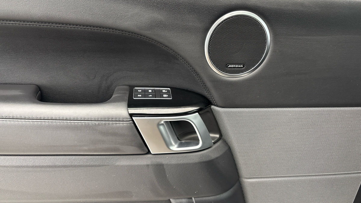 Land Rover Range Rover Sport Image 19