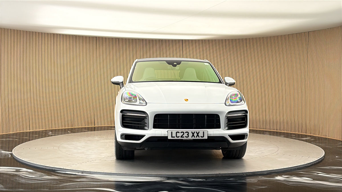 More views of Porsche Cayenne
