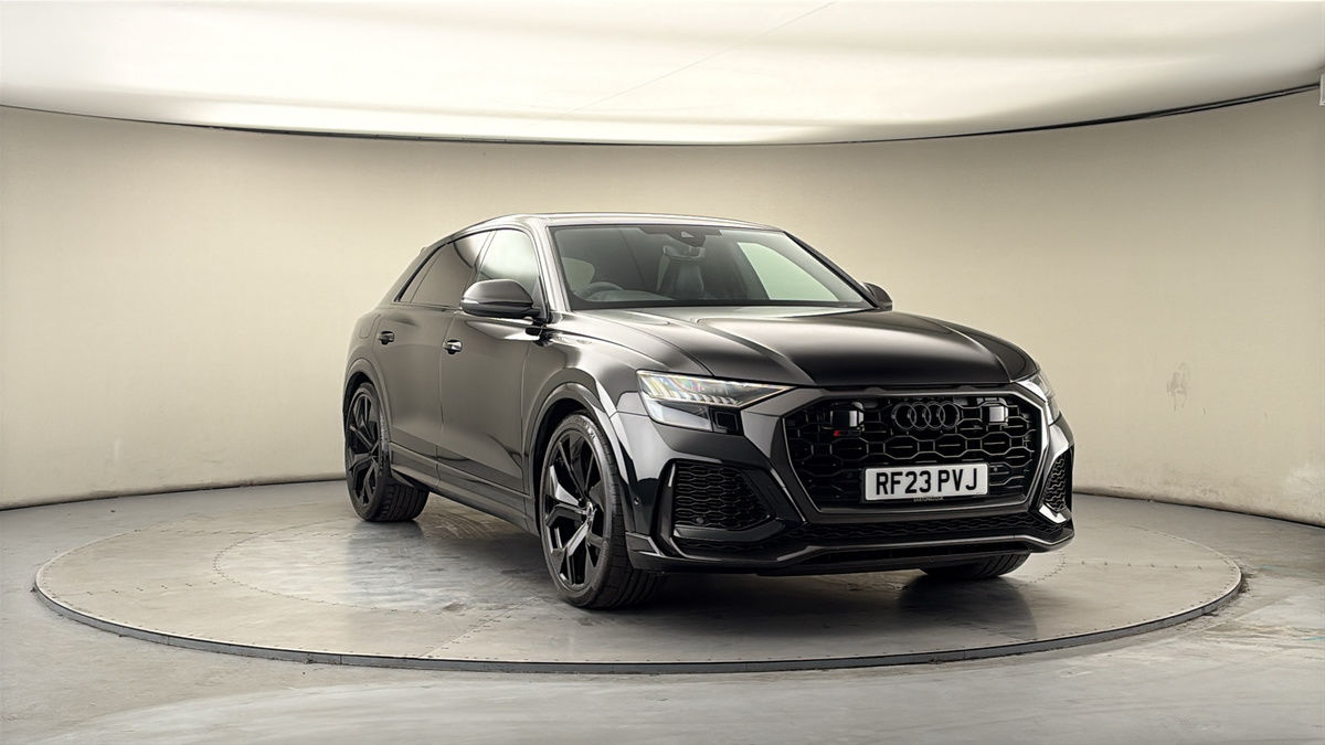 More views of Audi RSQ8