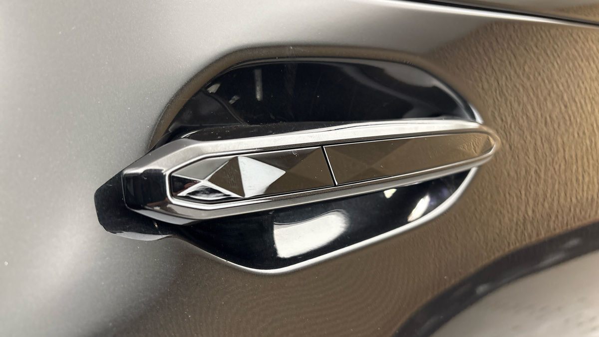 BMW XM Image 30