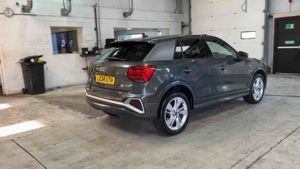 More views of Audi Q2