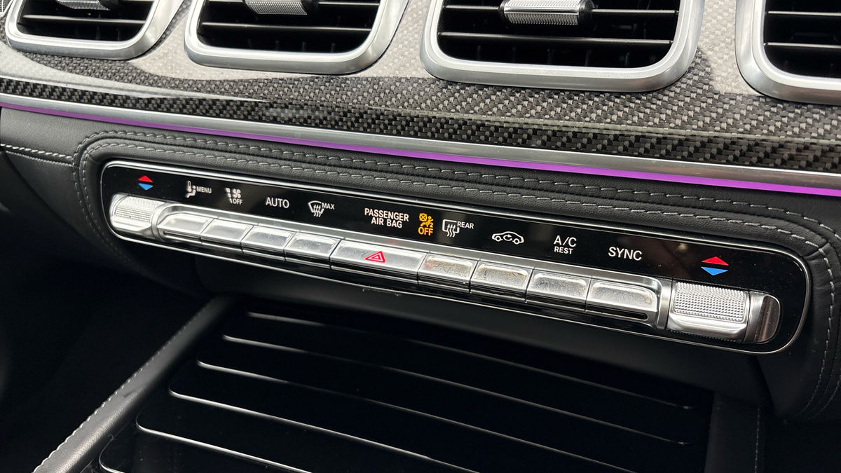 Mercedes-Benz GLE Image 32