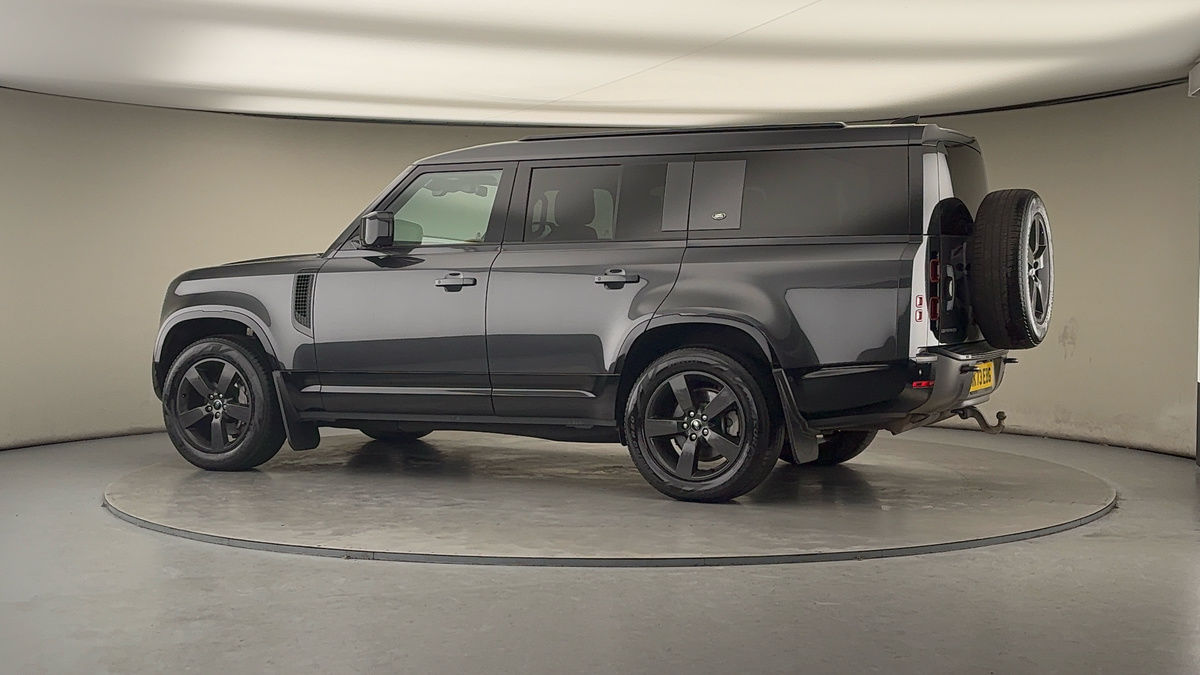 More views of Land Rover Defender 130