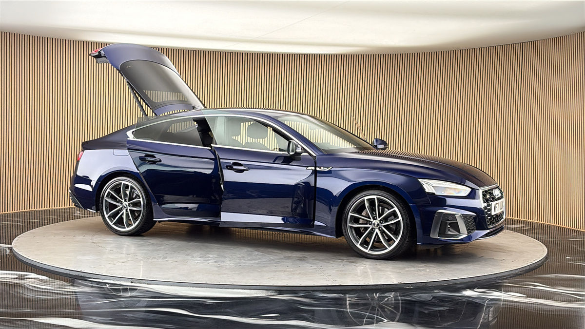 More views of Audi A5