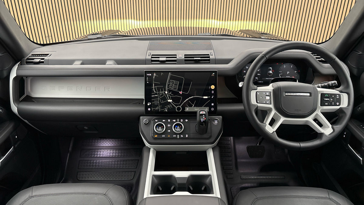 Land Rover Defender 110 Urban Image 12