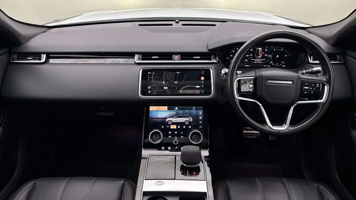 Land Rover Range Rover Velar Image 12