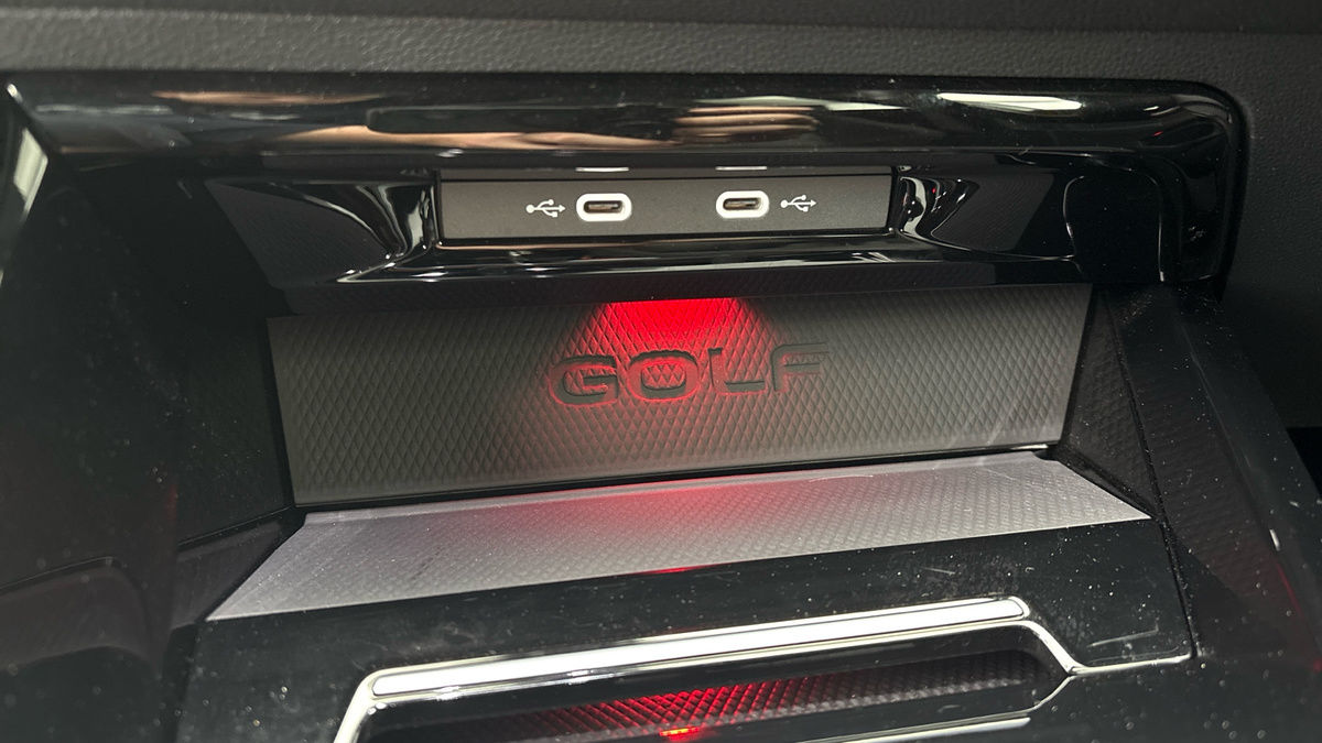 Volkswagen Golf Image 6