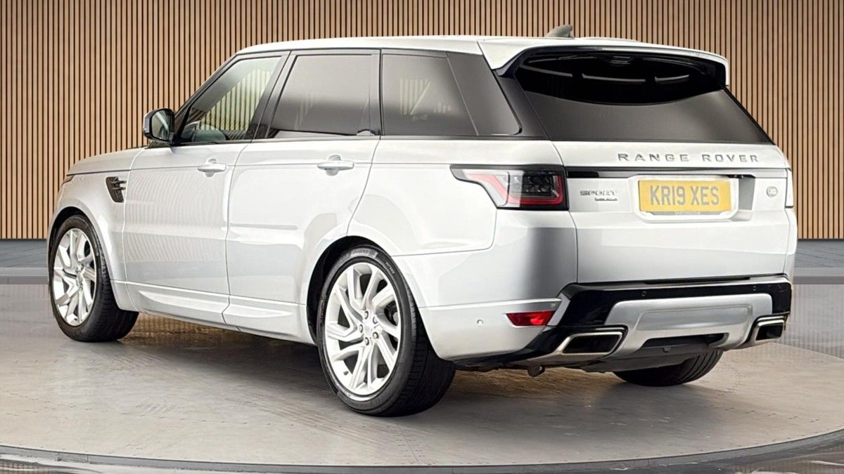 Land Rover Range Rover Sport Image 2