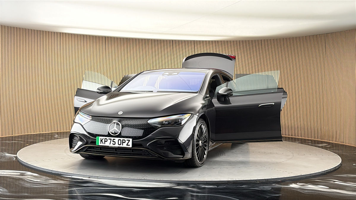 More views of Mercedes-Benz EQE