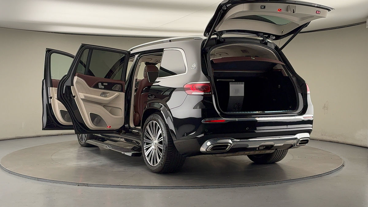 Mercedes-Benz Maybach GLS Image 23