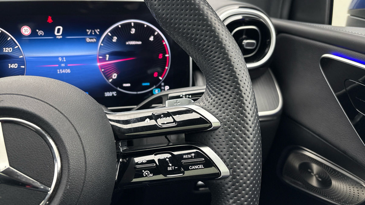 Mercedes-Benz GLC Image 14