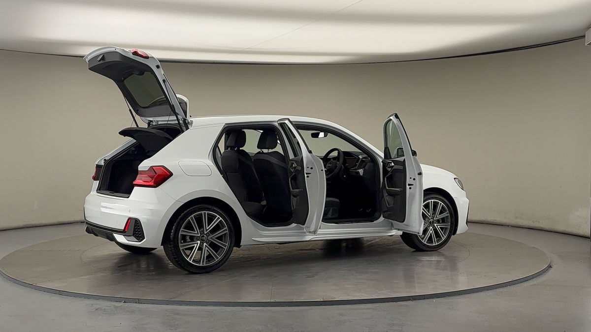 More views of Audi A1