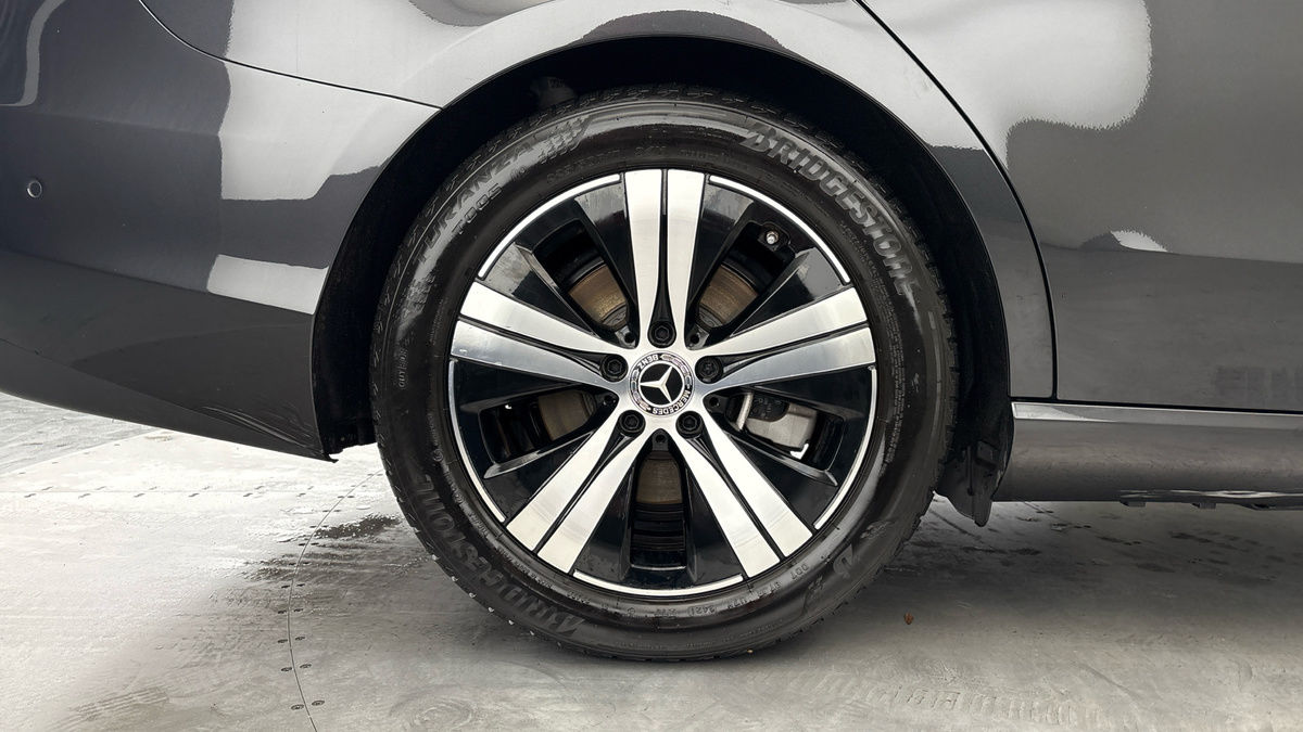 Mercedes-Benz C Class Image 10