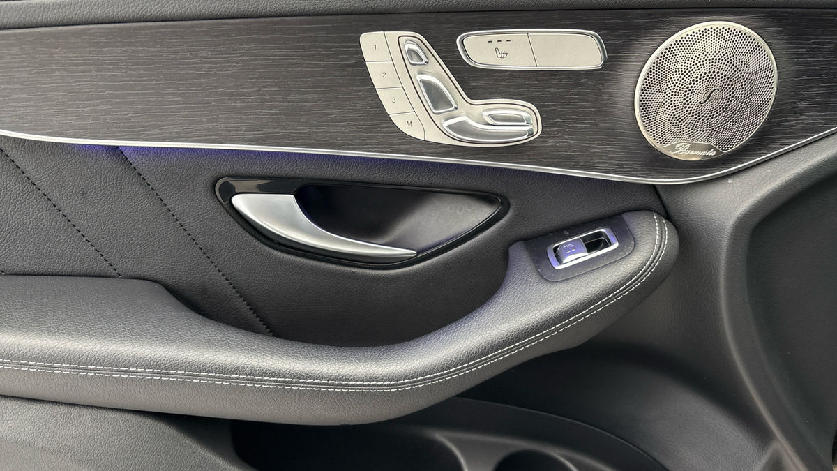 Mercedes-Benz GLC Image 19