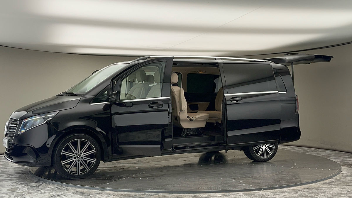 More views of Mercedes-Benz V Class