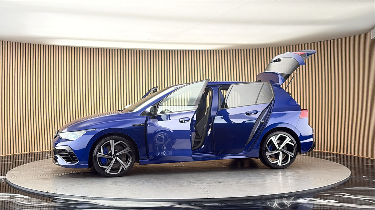 More views of Volkswagen Golf
