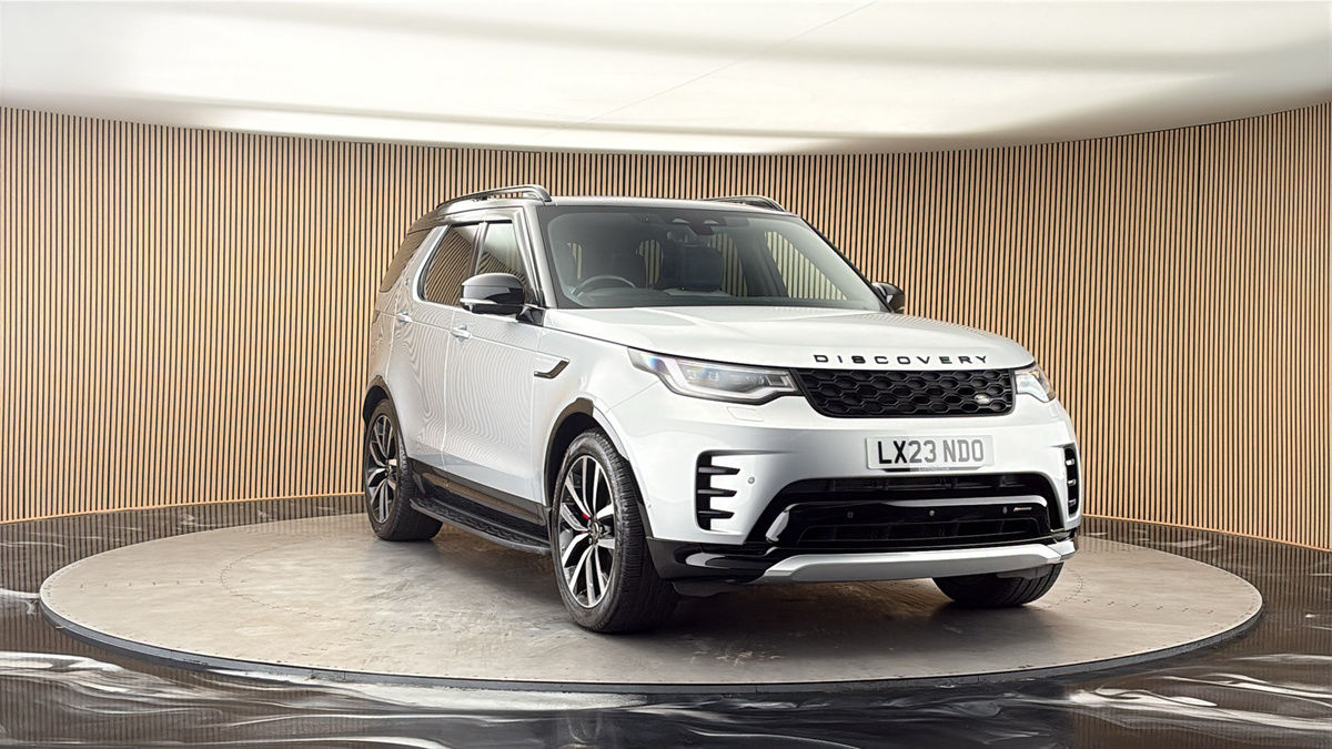 More views of Land Rover Discovery