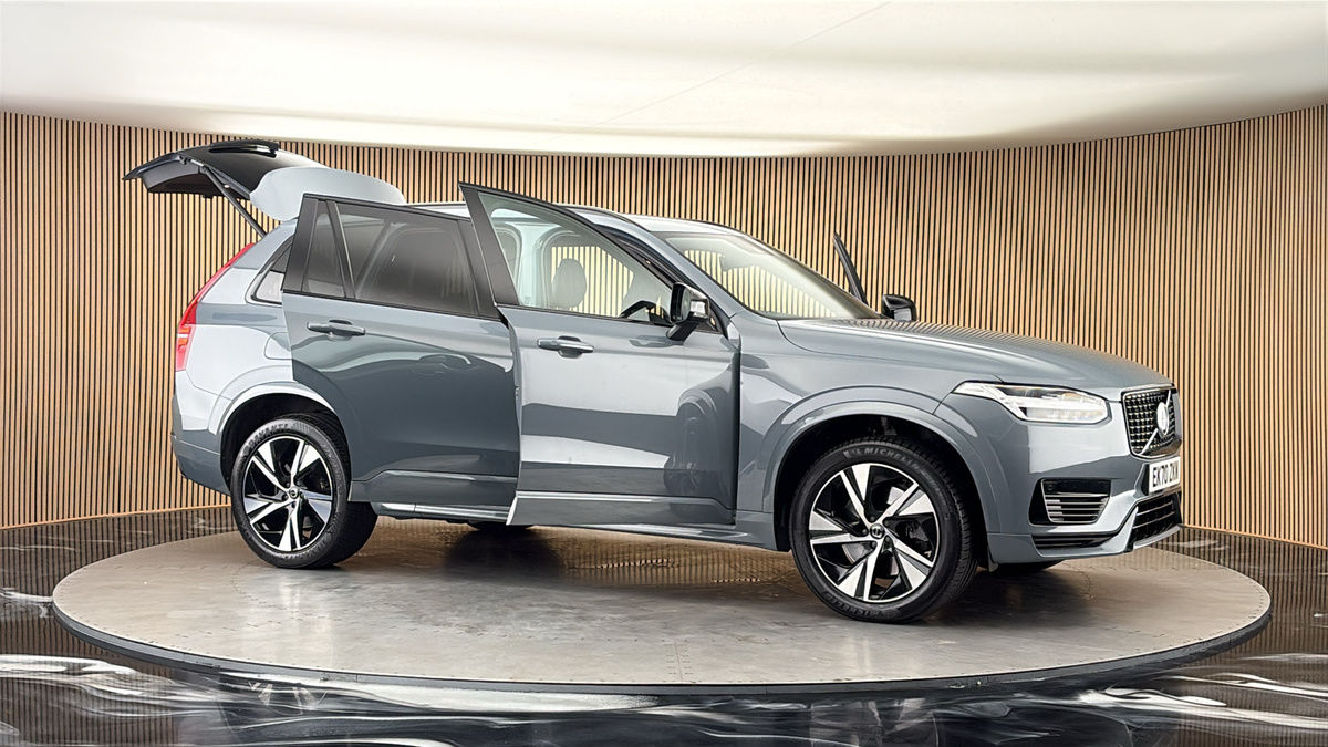 More views of Volvo XC90